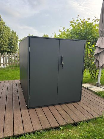 Fahrradgarage Statement - Maße: H 126 x B 113 x T 204 cm